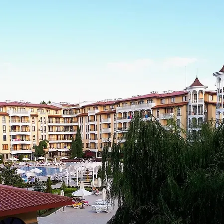 Royal Sun With Pool View Σάνι Μπιτς